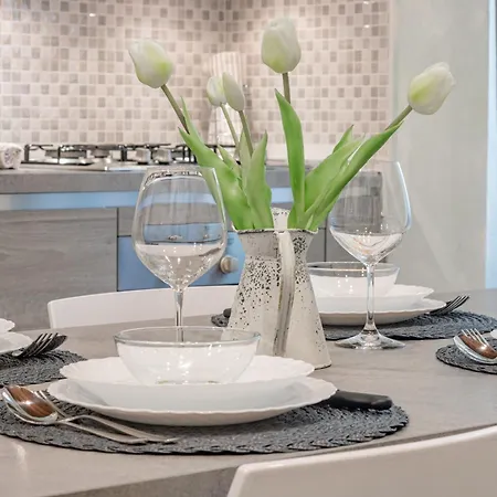 H11 Il Nido Centro - Ariston Appartement *